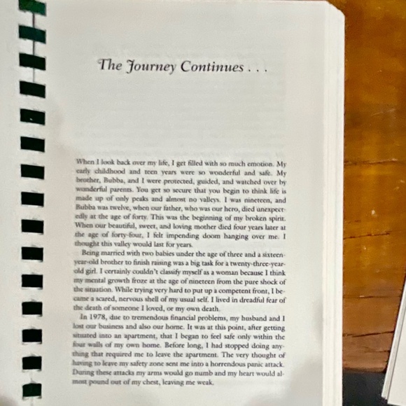 Paula Dean’s The Lady & Sons Savannah Country “Autographed” Set of Cookbooks - Picture 11 of 14